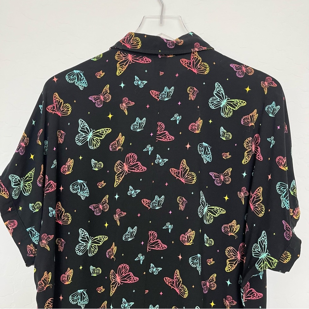 Hot Topic Butterfly Print Button-Up Shirt Black XL - Picture 9 of 10